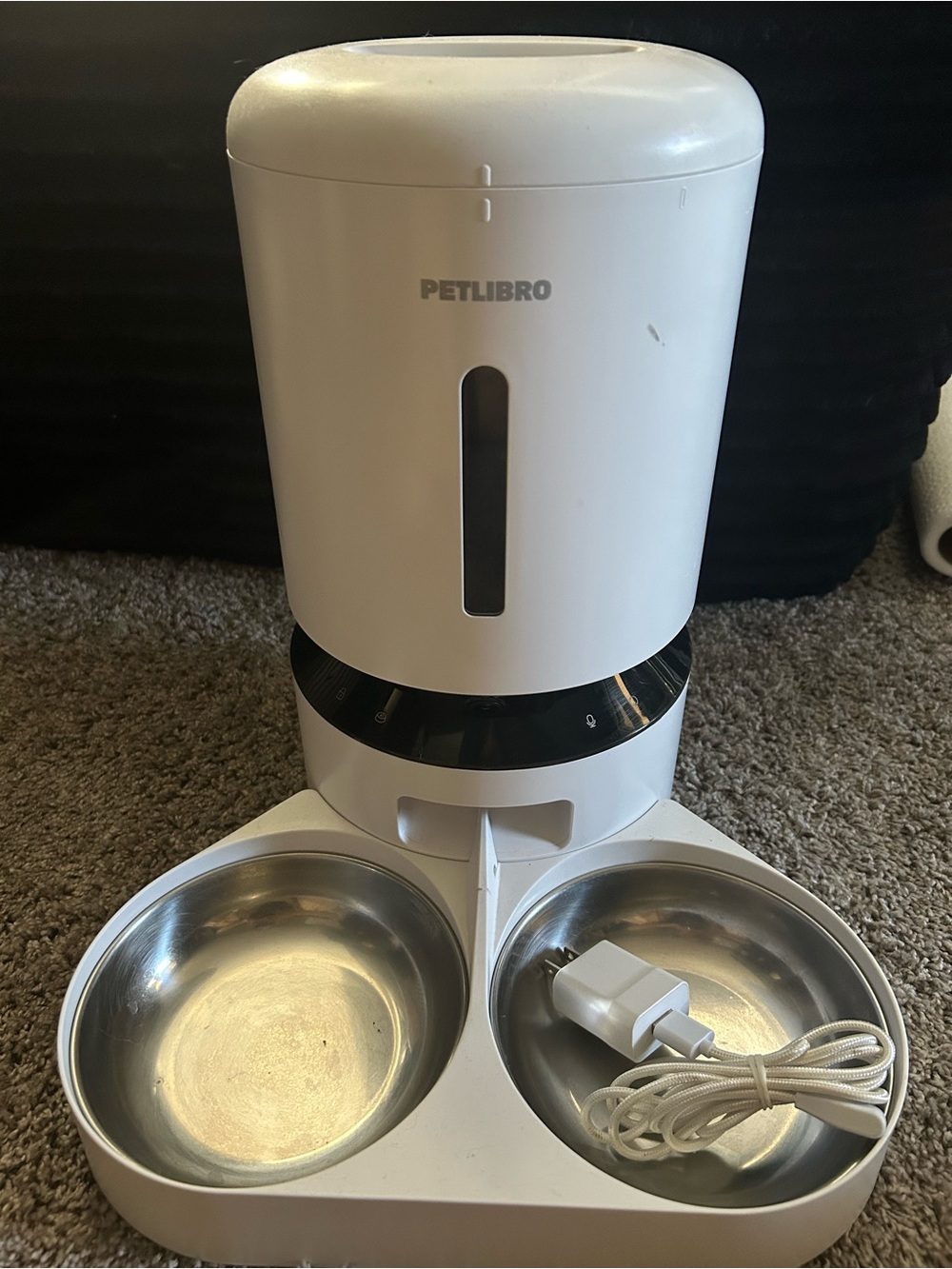 Petlibro automatic Pet Feeder with camera - White